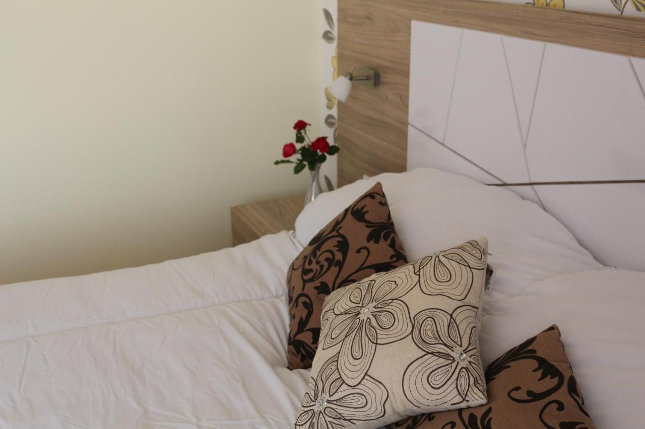 Vello Apartments Bjala Eksteriør bilde